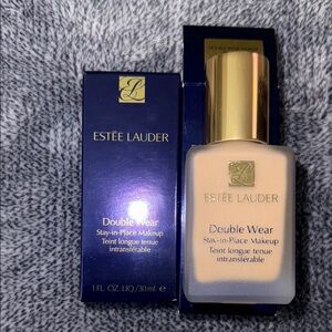 Estee Lauder Double Wear Foundation in 2N1